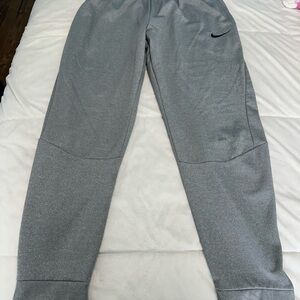 Men’s Nike dri-fit size XXLT joggers sweatpants